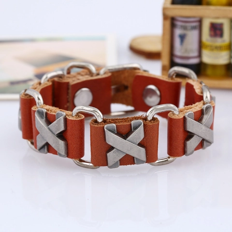 Punk Rundleer Armband Met Metalen X Studs Verstelbaar Unisex Rock Gothic Polsband Legering Schakelketing Sieraden
