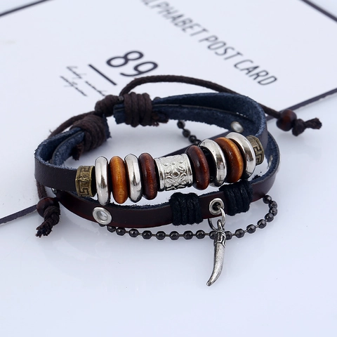 Vintage Herren Mehrlagiges Geflochtenes Rindsleder Armband Legierung Zahn Anhänger Holzperlen Verstellbar Punk Boho Schmuck