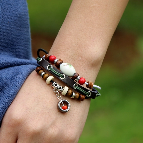 Handgefertigte Mehrlagige Ethno Perlen Lederarmband Keramik Blume Holz Akzente Verstellbare Boho Schmuck Damen