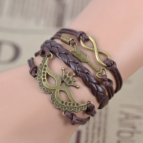 Vintage Mehrlagiges Geflochtenes Kunstleder Armband Mit Bronze Unendlich Pfeil Maske Anhänger Punk Bohemian Wickelarmband Unisex
