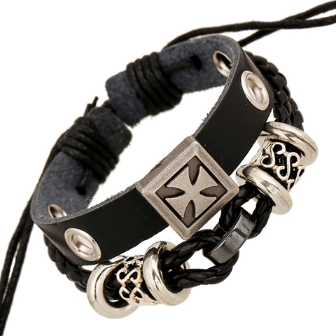 Retro Punk Mehrlagiges Lederarmband Für Herren Damen Kreuz Legierung Anhänger Geflochtene Kordel Verstellbares Handgewebtes Armband