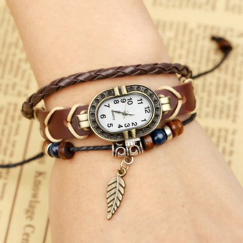 Orologio a Bracciale in Pelle di Vacchetta Multistrato Retro Punk per Donna Uomo Orologio al Quarzo Intrecciato a Mano Con Ciondolo a Foglia