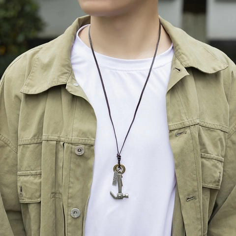 Collana Vintage Punk in Pelle di Vacca Regolabile Con Ciondolo a Martello Teschio Croce Lega Gioielli Industriali Uomo