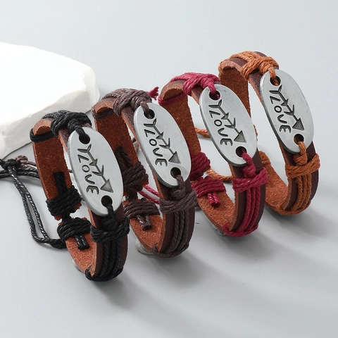 Bracciale Intrecciato in Ecopelle Fatto a Mano Retro Punk LOVE Piastra Metallica Cinturino Avvolgente Regolabile Gioielli di Coppia