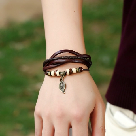 Vintage Punk Braided Cowhide Leather Bracelet For Men Women Multilayer Wrap Bracelet With Alloy Leaf Pendant Wood Beads Jewelry