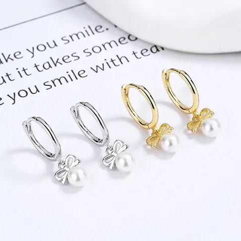 Orecchini a Cerchio in Argento Sterling 925 con Perla Artificiale e Fiocco per Donna Minimalisti Placcati Oro Argento Gioielli