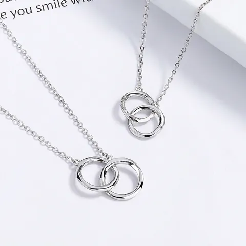 Collar con Colgante de Mobius de Anillos Entrelazados de Plata de Ley 925 Cadena de Clavícula de Diamantes de Imitación Minimalista para Parejas Mujeres Hombres Joyería