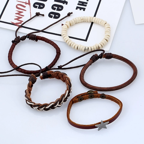 Bracciale Multistrato in Pelle di Vacchetta Retrò da Uomo Set di Corda di Canapa Intrecciata a Mano Perline di Legno Stella in Lega