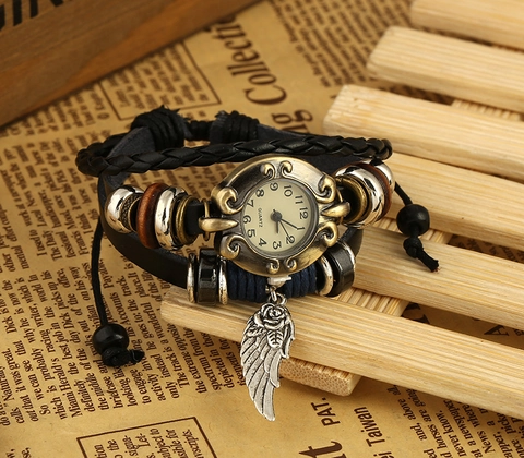 Orologio Bracciale Vintage in Vera Pelle per Donna Uomo Cinturino Intrecciato Multistrato Con Perline in Legno Pendente ad Ala Retro Punk Quarzo Analogico