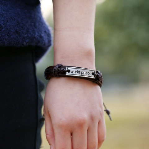 Bracelet en Cuir Tressé Rétro Avec Lettres World Peace Gravées pour Hommes Femmes Alliage Vintage Cuir de Vache Tressé Ajustable Bijoux