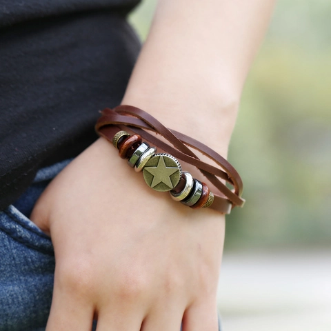 Pulsera de Cuero de Vaca de Varias Capas Punk Retro para Hombres Mujeres Estrella Aleación Dije Cuenta de Madera Trenzada Ajustable