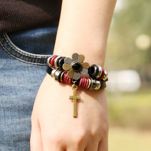 Braccialetto Vintage Multistrato in Pelle per Uomo Donna Punk Intrecciato Croce Ciondolo Regolabile Fatto a Mano Gioielli