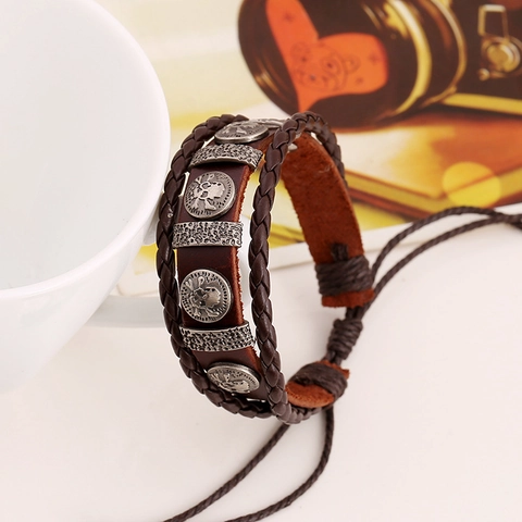 Bracciale Intrecciato in Pelle Multistrato Retro Punk per Uomo Donna Ciondolo Teschio in Lega Braccialetto Regolabile