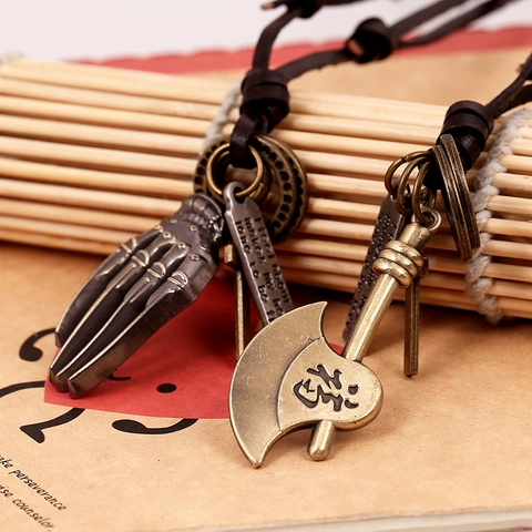 Collana in Vera Pelle e Lega Vintage per Uomo Donna Ciondolo Croce Ascia Palmo in Bronzo Antico Collana a Corda Lunga Regolabile Gioielli Retro Punk