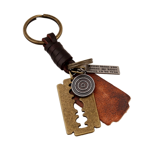 Vintage Men Cowhide Leather Keychain Alloy Blade Pendant Hand Braided Punk Style Car Key Ring Decorative Bag Charm