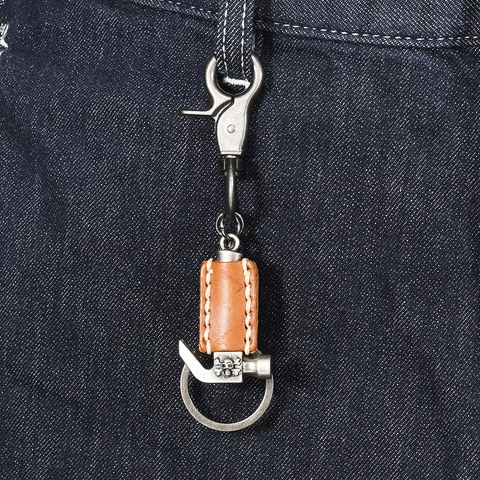 Punk Retro Hammer Pendant Cowhide Keychain Hand Stitched Alloy Metal Skull Key Ring For Bag Charm Men Women Gift