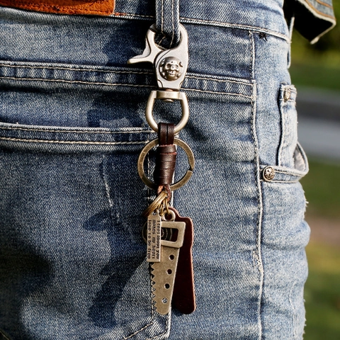Vintage Men's Genuine Cowhide Leather Keychain Alloy Saw Pendant Handcrafted Punk Woven Key Ring Fashion Bag Charm Accessories
