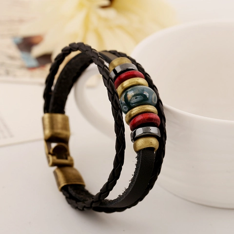 Bracciale Multistrato in Pelle con Perline Vintage per Donna Gioielli in Stile Etnico Bohemien Fatti a Mano con Perline di Ceramica e Fermaglio in Lega