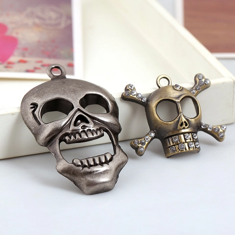 Vintage Alloy Skull Head Pendant With Rhinestone Gothic Antique Bronze Silver DIY Jewelry Making Necklace Accessories For Men Women