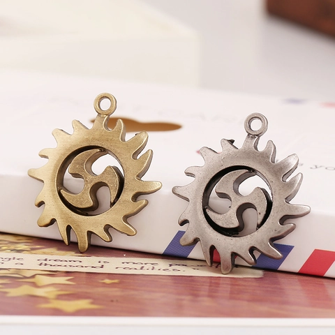 Retro Alloy Solar Gear Pendants With Mitsu-tomoe Pattern Antique Bronze And Silver DIY Jewelry Making Charms For Necklace Bracelet