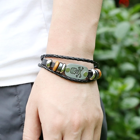 Pulsera de Cuero de Vaca de Capa Superior Tejida Multicapa Punk para Hombre Calavera Vintage Aleación Dije Pulsera Hecha a Mano Joyería Retro Regalo