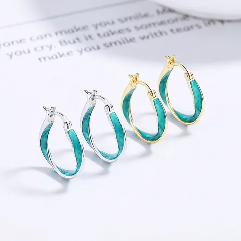 Orecchini a Cerchio Intrecciati Mobius in Argento Sterling 925 per Donna Inlay di Smalto Verde Geometrico Design di Nicchia Gioielli