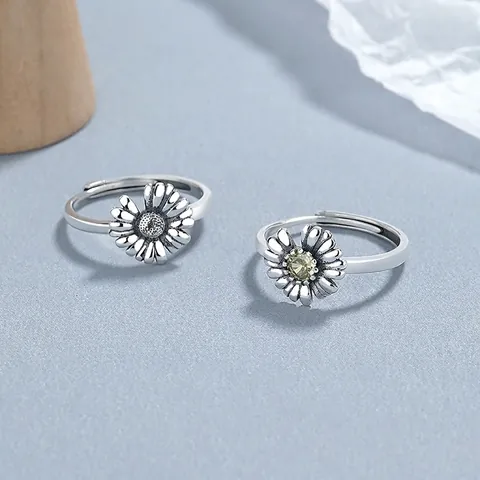 925 Sterling Silver Daisy Flower Open Ring For Women Adjustable Fresh Daisy Band Ring Fashion Rhinestone Jewelry Finger Ring