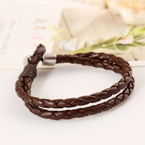 Pulsera de Cuero Artificial Trenzado Vintage Punk para Hombre Mujer Cuerda de Mano de Cuero PU Tejido Retro Con Cierre de Metal Aleación Joyas Regalo