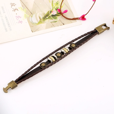 Bracelet en Cuir de Vache Tressé Multi-couches Rétro Punk pour Homme Femme Pendentif Étoile Pentagramme Alliage Bijoux