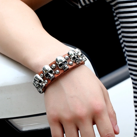 Vintage Punk Skull Leather Bracelet For Men Gothic Brown Leather Alloy Rivet Wristband Biker Rock Wrist Strap Fashion Jewelry Gift