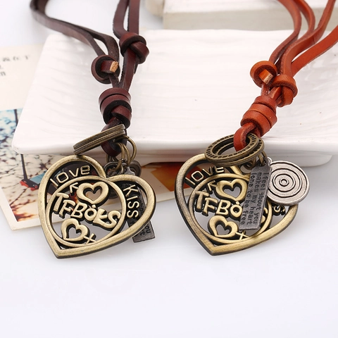 Collar de Cuero con Colgante de Corazón Hueco Vintage para Mujeres Hombres Aleación de Bronce Antiguo Cuerda de Cuero de Vaca Ajustable