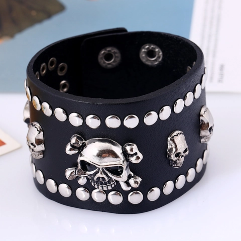 Bracelet Homme en Cuir de Vache Large Rétro Punk Têtes de Mort en Alliage d'Argent Rivets Boutons Pression Réglables Bijoux