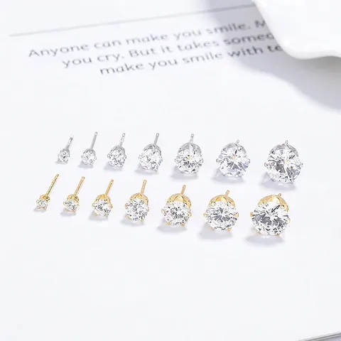 Orecchini a Bottone in Argento Sterling 925 con Corona a Sei Griffe in Strass per Donna Orecchini Minimalisti Gioielli di Moda
