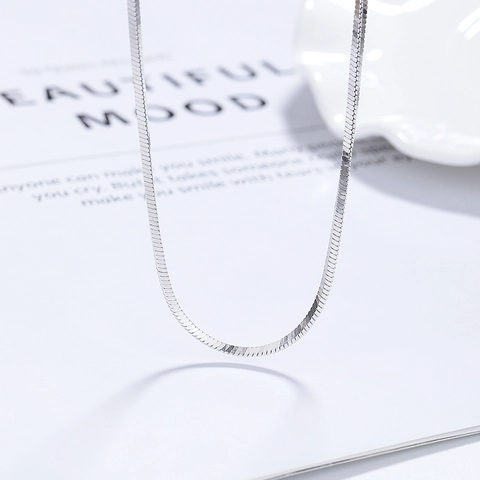 Minimalistisch 925 Sterlingsilber Schlangenkette Halskette Für Damen Platinierte Geometrischer Verschluss Flache Mode Schmuck