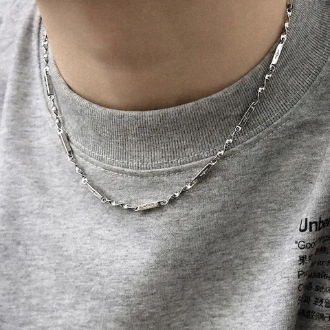 Collana Moebius in Acciaio al Titanio Minimalista Con Incisione Stella Catena Intrecciata Hip Hop Unisex Gioielli Argento