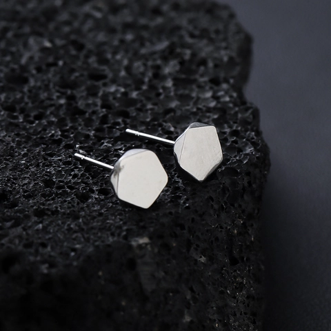 Semplici Orecchini a Bottone Esagonali Geometrici per Uomo Donna Placcati in Argento Perno in Argento Sterling 925 Gioielli Minimalisti