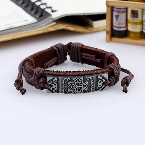 Handgefertigtes Geflochtenes Lederarmband Vintage Punk Legierung Kreuzmuster Verstellbares Manschettenarmband Für Damen Herren