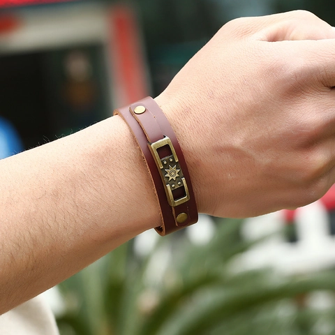 Vintage Punk Wide Cowhide Leather Bracelet Adjustable Brown Cuff Wristband With Alloy Sun Motif Handmade Jewelry For Men Women
