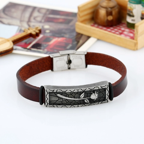 Vintage Gothic Rindsleder Armband Für Herren Edelstahl Rose Relief Legierung Metall Schnalle Punk Schmuck Geschenk Armband