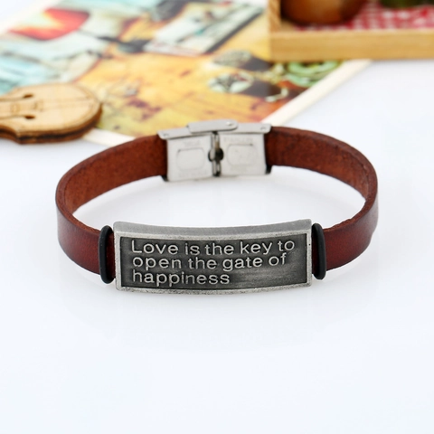 Bracciale Vintage in Pelle di Vacca per Uomo Donna Con Piastra Metallica Incisa Chiusura in Acciaio Inossidabile Gioielli Fatti a Mano