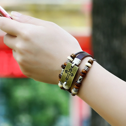 Vintage Multi-layer Leer Kralen Armband Voor Mannen Vrouwen Kruis Metalen Plaat Verstelbaar Legering Houten Kralen Sieraden