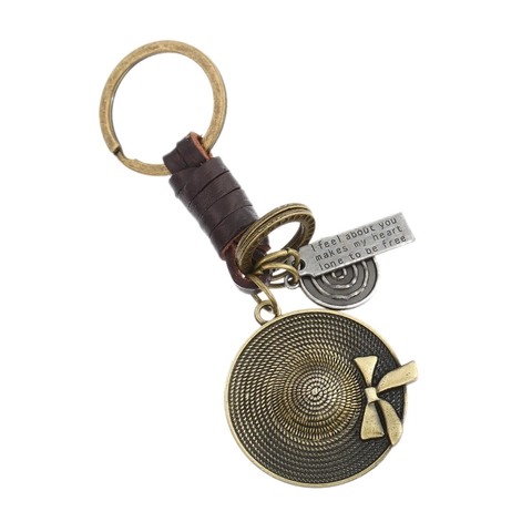 Vintage Cowhide Leather Keychain For Men Women Retro Bronze Alloy Straw Hat Pendant Creative Gift Fashion Bag Charm Key Ring