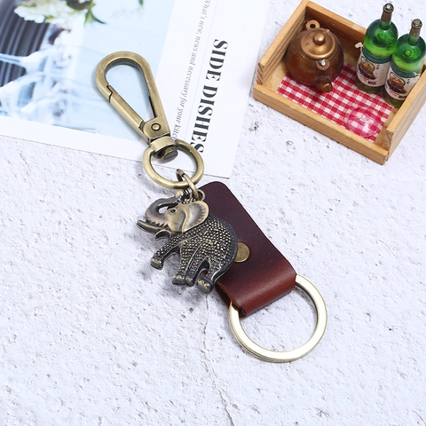 Vintage Zinc Alloy Elephant Keychain Genuine Leather Pendant Retro Bronze Animal Keyring For Car Bag Men Women Jewelry Gift