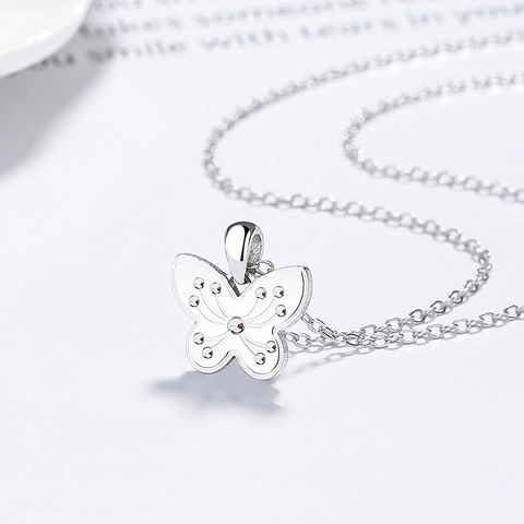 Collana con Pendente a Farfalla in Argento Sterling S925 per Donna Moda Minimalista Stile Ins Oro Bianco Placcato Oro Gioielli Strass