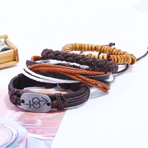 Bracciali in Pelle Intrecciata da Uomo Vintage Multistrato in Pelle di Vacca Perle di Legno Regolabile Boho Gioielli Regalo