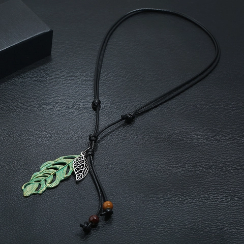Vintage Alloy Leaf Pendant Necklace Bohemian Hollow Leaf Long Sweater Chain For Women Jewelry Retro Ethnic Necklaces Gift