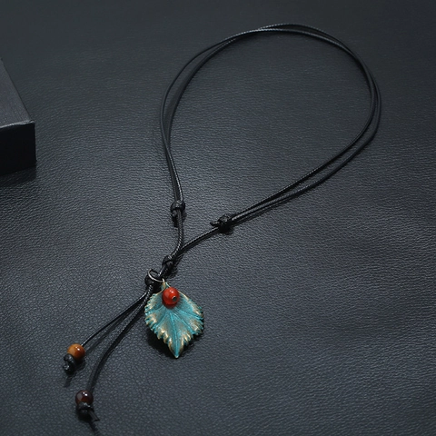 Collana Lunga con Ciondolo a Foglia in Lega Etnica Vintage per Donna Finitura Bronzo Blu Verde Catena da Maglione Boho