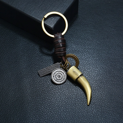 Vintage Woven Cowhide Leather Keychain Alloy Horn Tusk Pendant Punk Style Key Ring For Bag Charm Men Women Retro Accessory