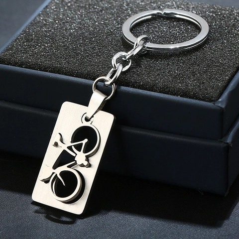 Portachiavi Minimalista in Acciaio Inossidabile Geco Bicicletta Ciondolo Traforato Anello Portachiavi Creativo in Metallo per Uomo Donna Regalo