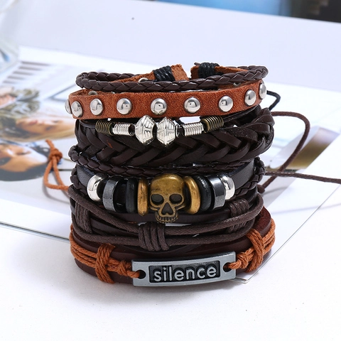 Set di Braccialetti in Pelle Intrecciata Vintage Punk per Uomo Donna Fatti a Mano Regolabili Multistrato con Teschio e Borchie Gioielli Regalo